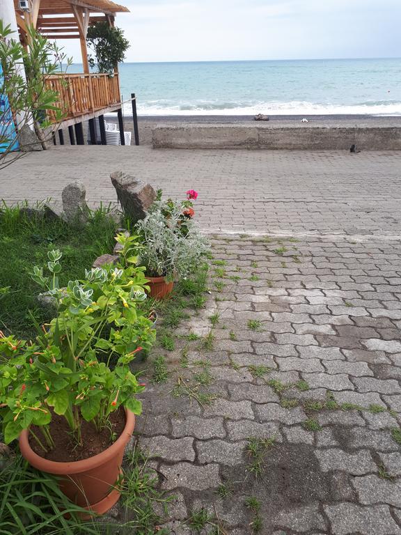 ホテル Kobuleti Lalima House エクステリア 写真